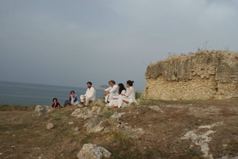 letture al parco di Gianola 2 Il teatro, il mare e Gabriel García Márquez. Al via a Formia la decima edizione del Festival dei teatri d’arte mediterranei, fra spettacoli, letture, mostre, laboratori, concerti