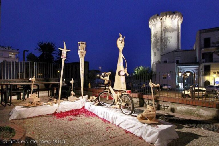 mostre Il teatro, il mare e Gabriel García Márquez. Al via a Formia la decima edizione del Festival dei teatri d’arte mediterranei, fra spettacoli, letture, mostre, laboratori, concerti