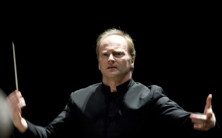 Gianandrea Noseda photo Ramella e Giannese c Teatro Regio MiTo, il festival di tutte le musiche. Da Brahms a Profondo Rosso