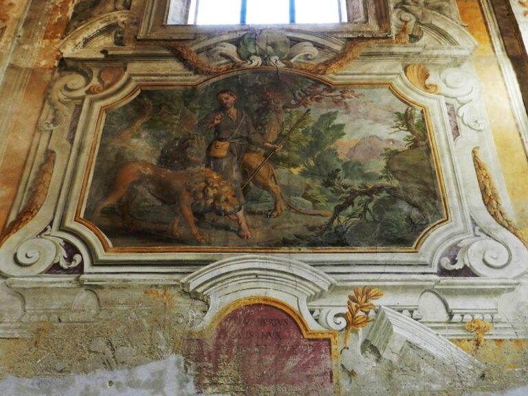 Guilla Laboratorio Saccardi, tra sacro e profano. La Madonna degli euro installata in una Chiesa di Palermo. Prosegue il dibattito sull’arte sacra contemporanea
