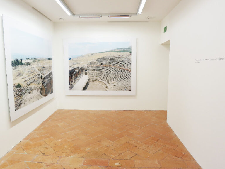 Into the white. Massimo Vitali Eruch Lindenberg Installation view Villa Pia Porza fino al 5 ottobre 2014 12 Fondazione Lindenberg. La dedizione all’arte a Lugano