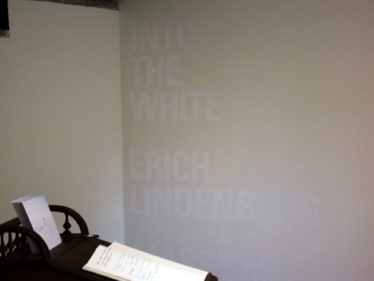 Into the white. Massimo Vitali Eruch Lindenberg Installation view Villa Pia Porza fino al 5 ottobre 2014 17 Fondazione Lindenberg. La dedizione all’arte a Lugano