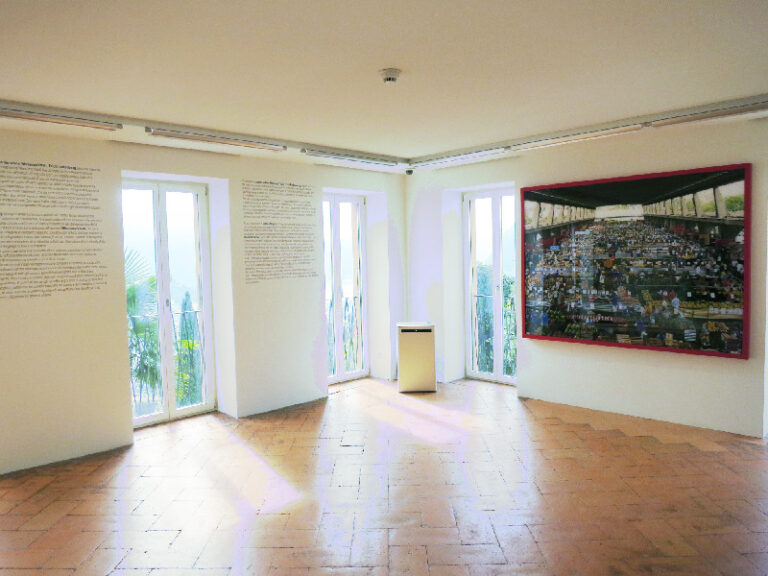 Into the white. Massimo Vitali Eruch Lindenberg Installation view Villa Pia Porza fino al 5 ottobre 2014 6 Fondazione Lindenberg. La dedizione all’arte a Lugano