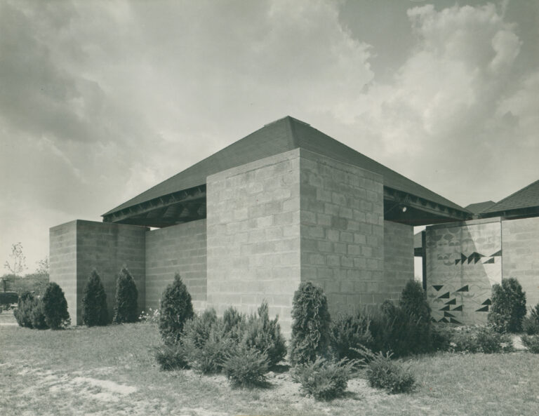 Jewish Community Center Ewing Township © Louis I. Kahn Collection Uni. of Pennsylvania the Pennsylvania Historical Museum Commission photo John Ebstel Louis Kahn: Il potere dell’architettura