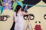 La fille Bertha al lavoro foto di B. Schivo Tutte le immagini della Galleria del Sale. Anche Cagliari sceglie la Street Art per un progetto di riqualificazione urbana, con quindici artisti all'opera nei quartieri di Sant’Elia e La Palma