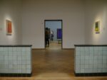 Lallestimento di Rothko al Gemeentemuseum Mark Rothko incontra Piet Mondrian all’Aia. Fotogallery dalla mostra al Gemeentemuseum: le due vie dell’astrattismo convergono nel tempio di De Stijl
