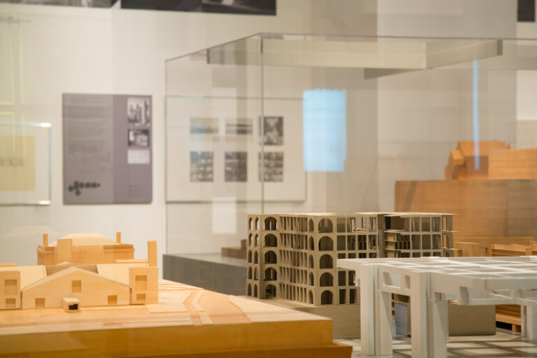 Louis Kahn The Power of Architecture Design Museum London 2014 4 Louis Kahn: Il potere dell’architettura