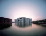 National Assembly Building in Dhaka Bangladesh Louis Kahn 1962–83 © Raymond Meier Louis Kahn: Il potere dell’architettura