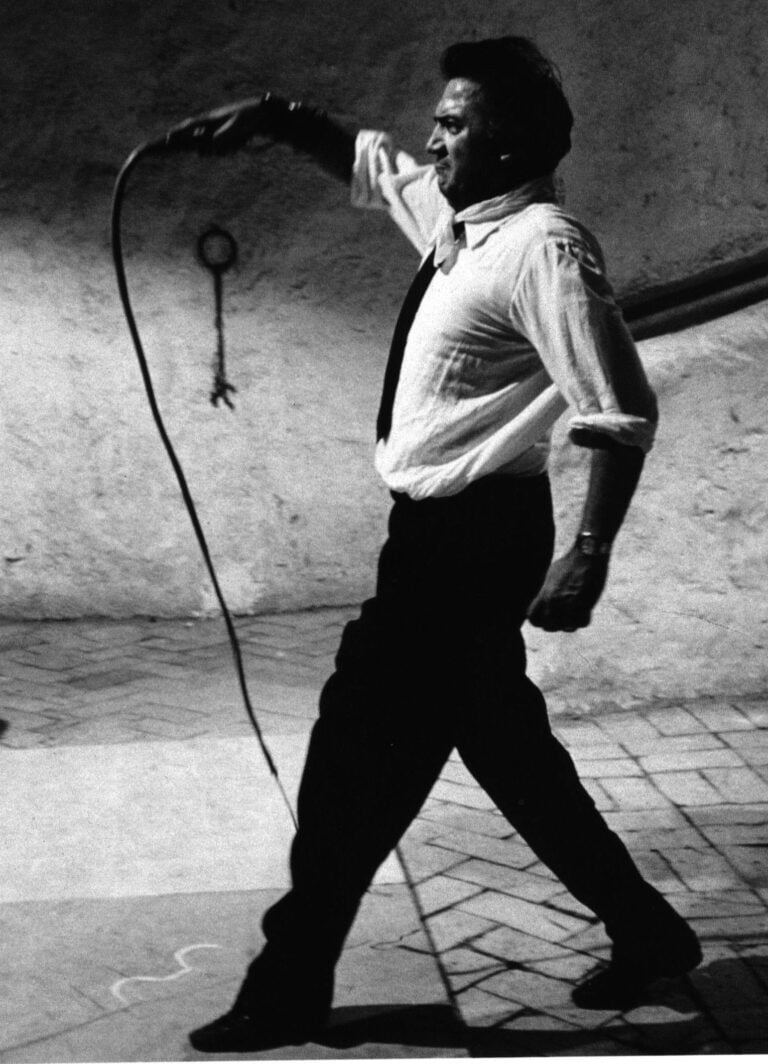 Tazio Secchiaroli Federico Fellini sul set di Otto e mezzo 1963 Galleria Civica di Modena. Le mostre della stagione 2014/2015