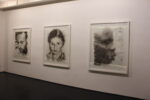 “Les Étrangers” Davide Cantoni 2014 veduta della mostra 3 Cronaca e memoria. Nei ritratti bruciati di Davide Cantoni