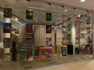 Un artista italiano in mostra al Cern di Ginevra. Ecco le immagini di Alberto Di Fabio al CERN: visioni parallele ispirate alle immagini catturate dal telescopio Hubble