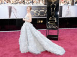 Amy Adams in Oscar de la Renta Oscar 2013 Muore a 82 anni Oscar de la Renta, lo stilista delle first lady. Re dell’eleganza senza tempo, aveva vestito Jackie Kennedy e Nancy Regan