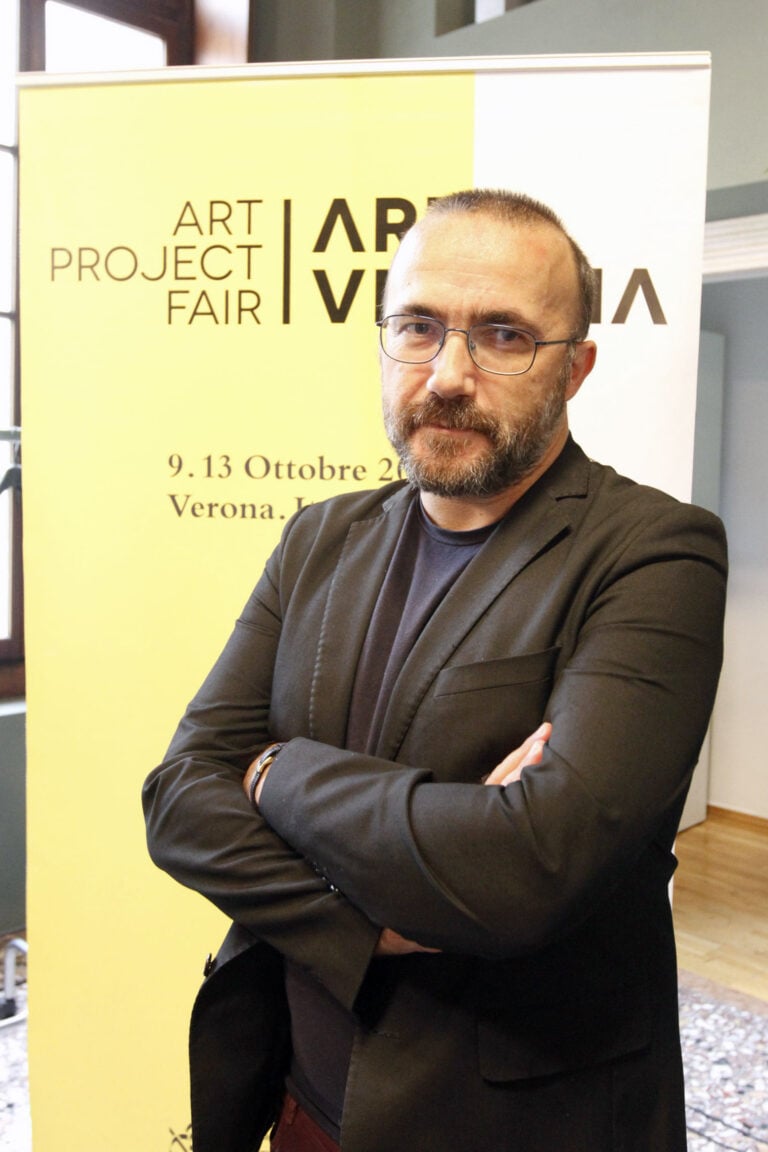 Andrea Bruciati direttore artistico ArtVerona 2014 ArtVerona, ecco come sarà. Presentata l’edizione 2014 della fiera scaligera: fra incroci con la città, nuovo fondo acquisti e omaggi a grandi nomi, da Antonioni a Castellani