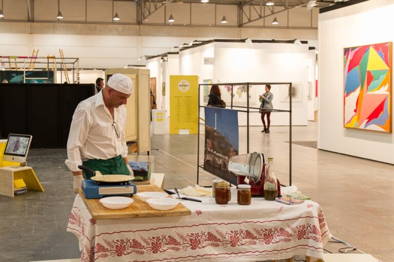 ArtVerona 2014 2 Intervista video a Sara Benedetti, la nuova project manager di ArtVerona. “Bene il pubblico alla preview, apprezzate le novità della decima edizione”