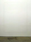 David Hammons Dirt Drawing 2014 Dirt on wall 274 x 213 cm Photo Jack Hems and Patrick Dandy David Hammons gioca a basket da White Cube