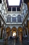 Franco Menicagli Palazzo Strozzi Firenze foto Valentina Silvestrini 3 Palazzo Strozzi è (ancora) contemporaneo. Al via a Firenze un ciclo di interventi site specific di Franco Menicagli, Kinkaleri e Bianco-Valente. E a marzo 2015 torna il CCC Strozzina…