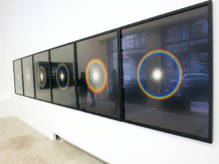 Kimsooja, Installation view To Breathe: The Sun – Unfolded, Galleria Raffaella Cortese, Milano, 2014