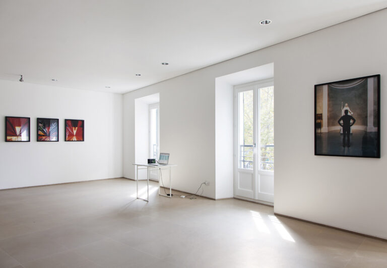 L’immagine del Tempo 2014 exhibition views Artopia Gallery Milano foto Riccardo Pasciucco 7 Tempo e materia da Artopia: un’indagine a Milano