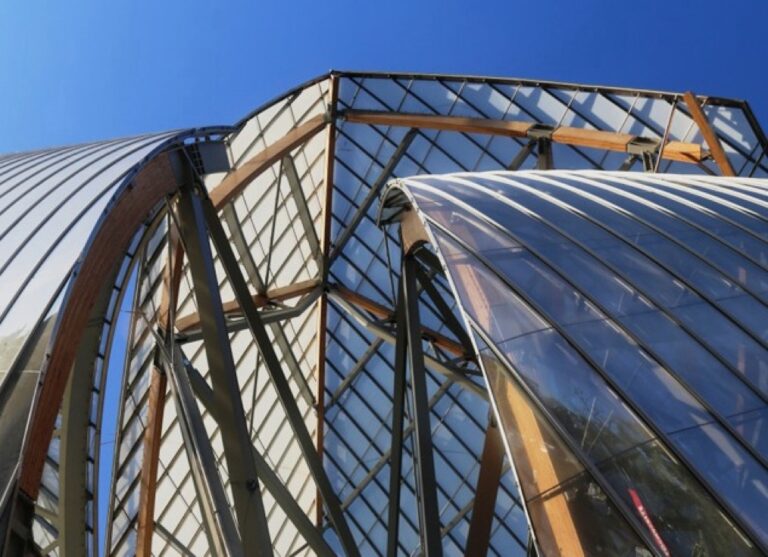 La nuova Fondation Louis Vuitton a Parigi foto Fondation Louis Vuitton 3 Vi piace la nuovissima Fondazione Vuitton di Parigi disegnata da Frank O. Gehry? Tutte le foto dell'edificio che inaugura tra venti giorni nella capitale