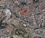 Larea dove si trova la baracca nel cuore dei Fori Imperiali a Roma I lettori segnalano. Una baracca in piena regola nel cuore dei Fori Imperiali a Roma. E la soprintendenza che fa? Pensa alle auto in divieto. Per difenderle…