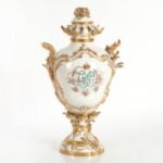 Magnificent Potpourri Porcelain Vase KPM Germany around 1913 New York Interviews. Ben Harthley e le aste online