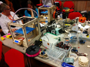 Maker Faire, gli artigiani, questi innovatori. Fra stampanti 3D e software ogni materia, continuano i nostri report dalla rassegna in corso all’Auditorium di Roma