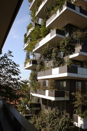 Milano scopre il suo Bosco Verticale: fotogallery dei grattacieli firmati Stefano Boeri tra Porta Nuova e l’Isola. In corsa per l’Highrise Award