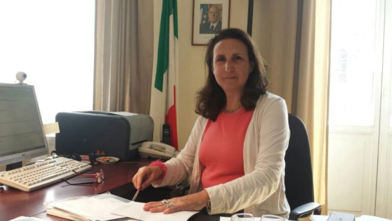 Paola Ciccolella Istituti Italiani di Cultura. Qui Varsavia
