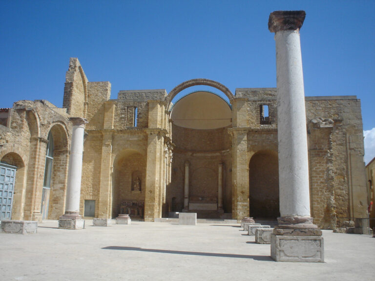 Álvaro Siza e Roberto Collovà Chiesa Madre Salemi La Sicilia oltre Álvaro Siza