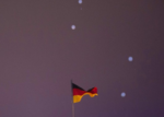 Berlino 9 novembre 2014 25 jahre Mauerfall Messaggi in volo nel cielo sopra Berlino. Immagini della grande performance collettiva che ha concluso le celebrazioni dei 25 anni della caduta del Muro