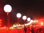 Brandenburger Tor 7 © Silvia Neri 25 anni fa cadeva il muro di Berlino. Nella capitale tedesca prendono il via grandiosi festeggiamenti: con una megainstallazione di palloni luminosi, ecco le immagini live...