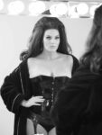 Calendario Pirelli 2015 Backstage Candice Huffine Guerra al Calendario Pirelli. Le donne del PD, tra ladylike ed educande