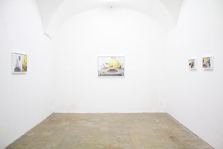 Emmanuelle Lainé Non ingannare la pienezza delle mie capacità veduta della mostra presso la Galleria CollicaLigreggi Catania 2014 1 Emmanuelle Lainé. Una mostra che è a Catania, o forse a Bruxelles