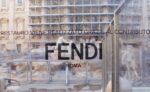 La Fontana di Trevi durante il restauro finanziato da Fendi