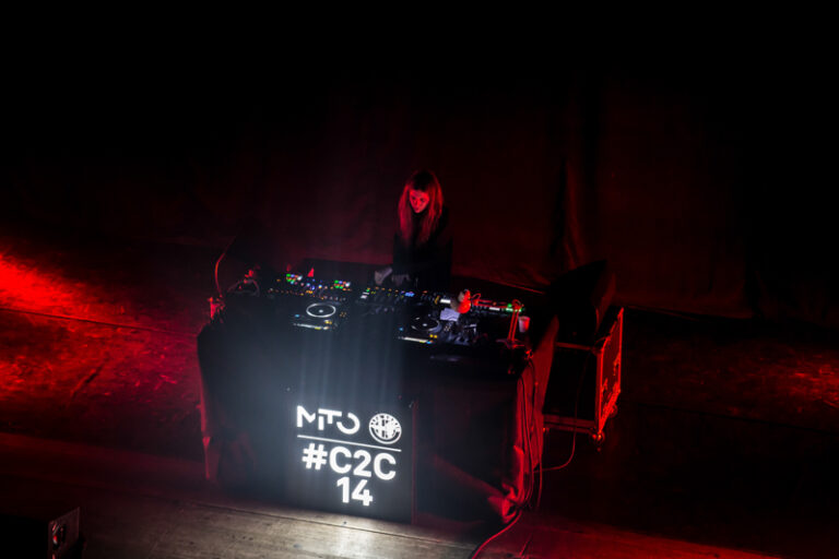 IMG 5689 Torino Updates: racconto per immagini dalla prima serata di Club to Club 2014. Al Teatro Carignano festa per i 10 anni della mitica etichetta inglese Hyperdub