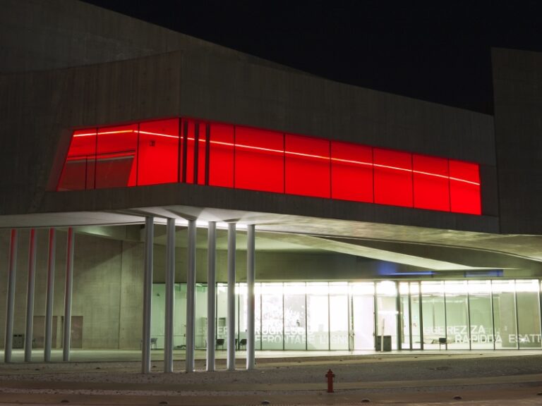 Jean Baptiste Ganne – El Ingenioso hidalgo Don Quijote de la Mancha 2005 2014. installazione luminosa MAXXI – courtesy the artist 2 800x600 Open Museum Open City. L’arte sonica del Maxxi