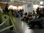 La performance di Maloberti ad Artissima 2 Torino Updates: Marcello Maloberti tiene a battesimo Per4orm, neonata sezione di Artissima dedicata alla performance, riprendendo il suo lavoro per la Biennale