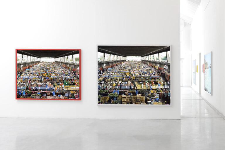 Massimo Vitali e Stuart Arends a Verona courtesy Studio La Città L'etologo e il linguista: Massimo Vitali e Stuart Arends a Verona