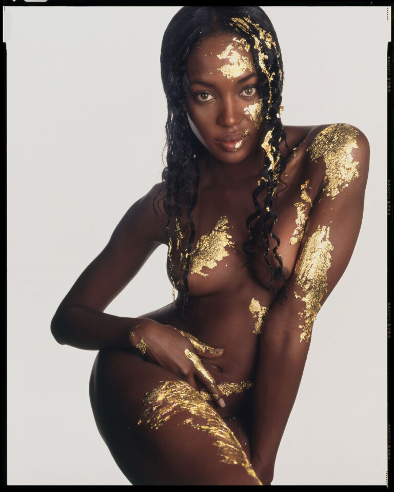 Richard Avedon New York Stati Uniti 1995 © The Cal Collezione Pirelli Sky Arte Updates: Richard Avedon, Steve McCurry, Helmut Newton e gli altri. Duecento foto in mostra a Milano raccontano l’avventura del Calendario Pirelli