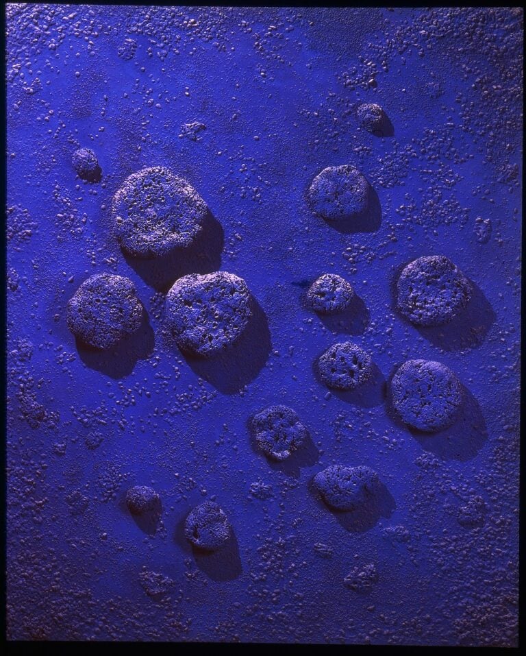 Yves Klein Lucio Fontana e Yves Klein. L’infinita liaison di due artisti cosmonauti