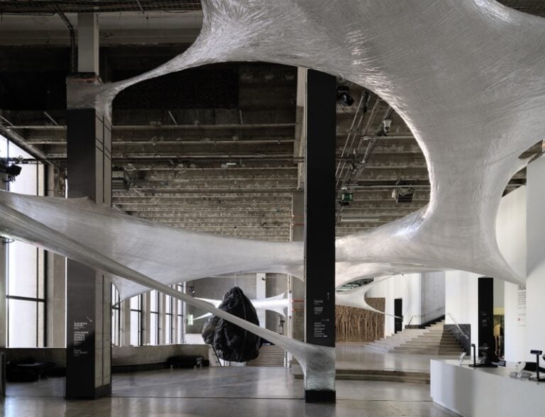 installate Palais de Tokyo Vues exposition Inside crédit photo André Morin 6 Inside. Quando il Palais de Tokyo torna a essere un museo