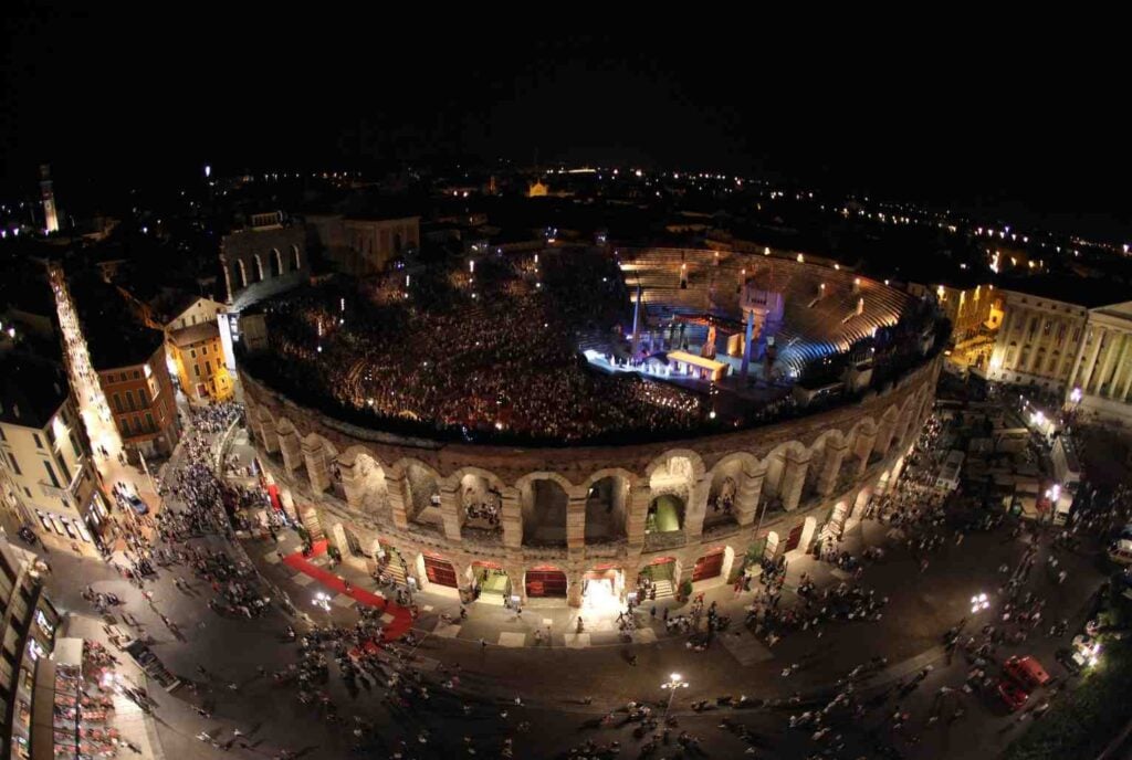 UniCredit restaura Arena di Verona. Intervista a Federico Ghizzoni