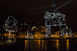 Amsterdam Light Festival 2013 Ralf Westerhof Drawn in Light. Photo © Janus van den Eijnden Torna il Light Festival di Amsterdam, con grandi installazioni luminose tra le strade ed i canali. Per un romantico tour in barca, nella ville lumière d'Olanda