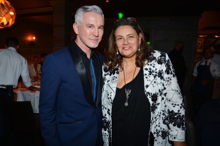 Baz Luhrmann con la gallerista Krystyna Gmurzynska Miami Updates: con Miley Cyrus, Kim Kardashian e Timbaland Art Basel sembra MTV! Guida ai party hot, con foto da quello in onore di Baz Luhrmann