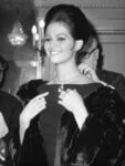 Claudia Cardinale in visita nel 1962 allesposizione di Bulgari presso lambasciata italiana di Parigi Publifotoolycom Una mostra Bellissima? Sulla rassegna al Maxxi di Roma