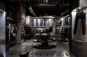 Nuovo store Diesel a Roma. Con installazione di Andreas Nicolas Fischer