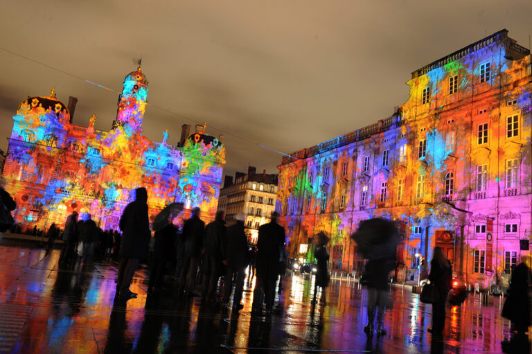 Fête des Lumiere 2014 Lione Le mille luci di Lione. Video carrellata dalla Fête des Lumieres 2014