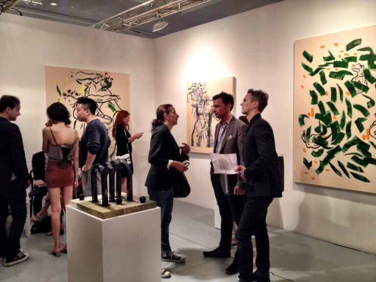 IMG 439409759 Miami Updates: immagini dall'opening di Nada. Un tempo regina delle fiere collaterali ad Art Basel, l'edizione 2014 appare stanca: bene invece le italiane Frutta e Federica Schiavo