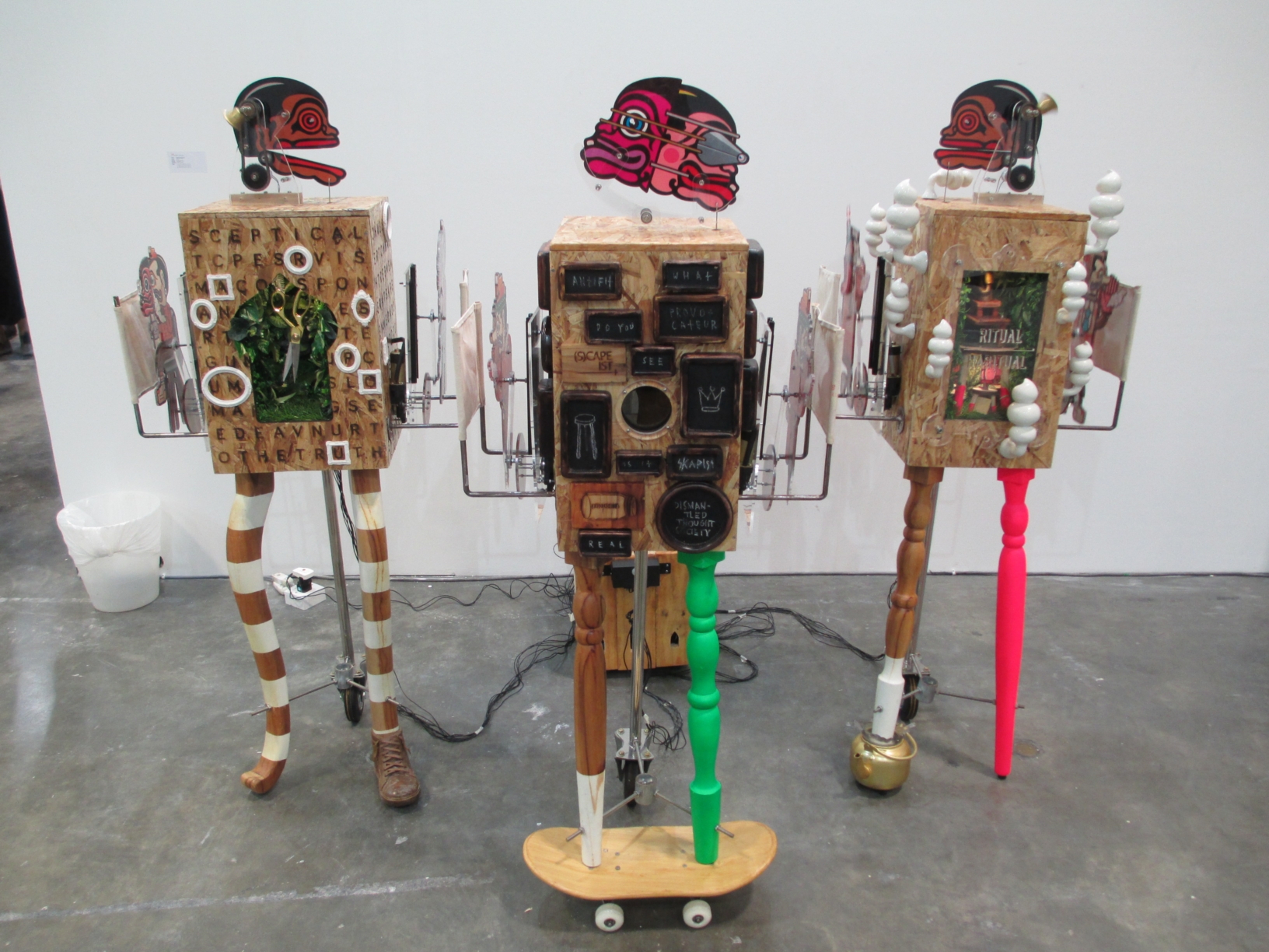 Indieguerrillas, Floating Mess No. 3, Mizuma Gallery, 2014