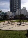Jose Carlos Martinat e1417563622522 Miami Updates: che triste il programma Public di Art Basel! Le sculture all'aperto non raggiungono neppure lontanamente il livello di Frieze e Fiac